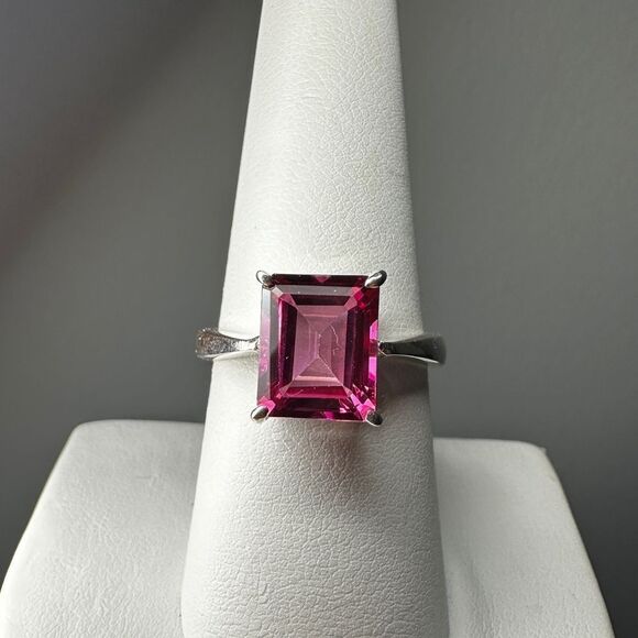 NWOT 8x10mm emerald cut Pink CZ stone, solitaire ring in solid sterling silver! - Picture 10 of 10